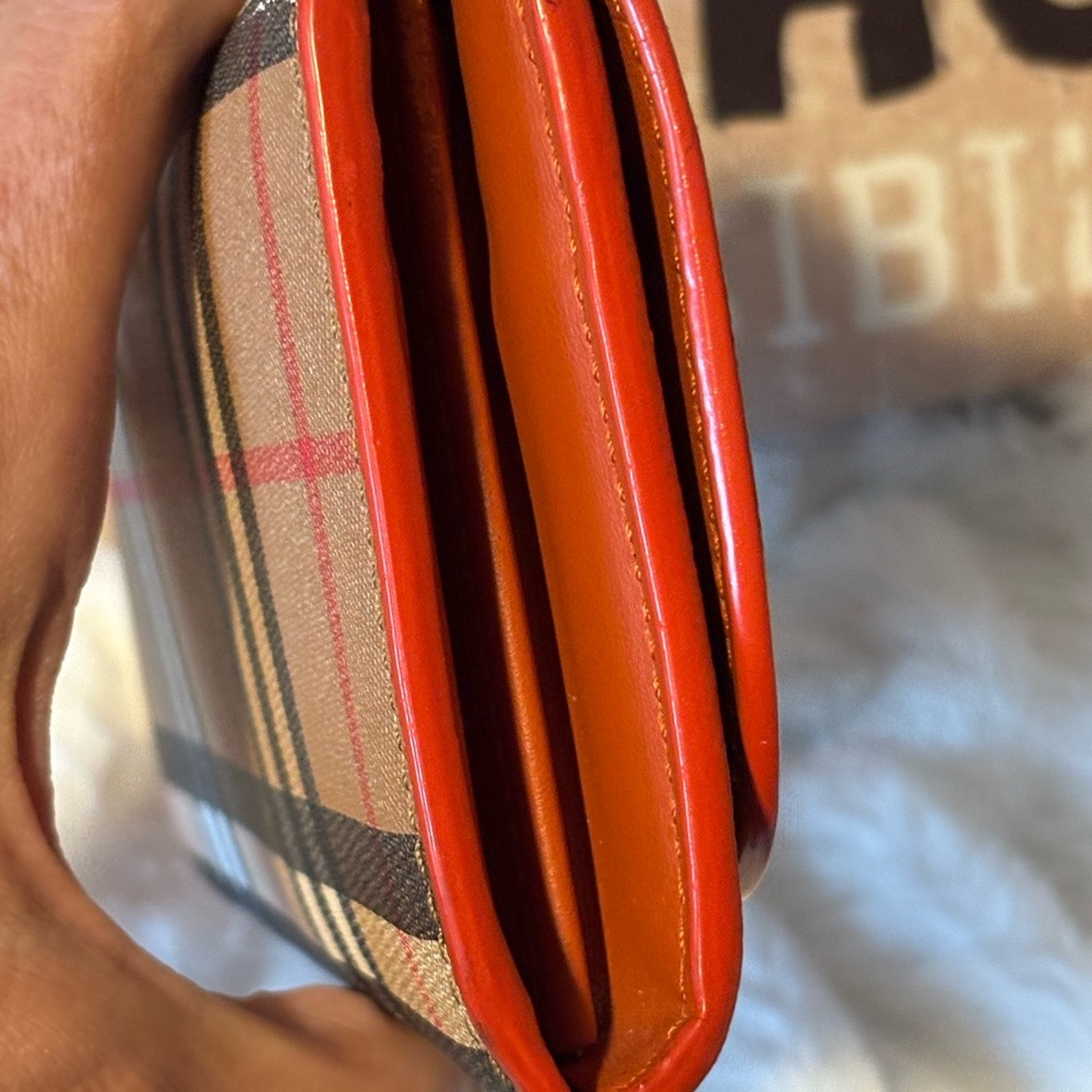 Burberry Tan Plaid Wallet - Picture 8 of 14